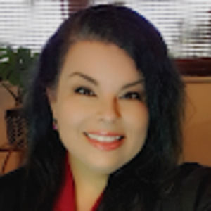 Meet your Posher, Desiree